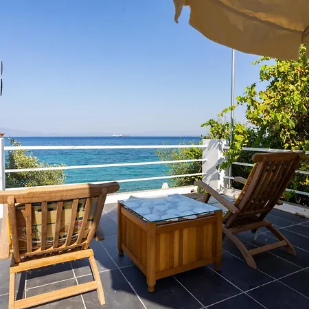 Messinian Seaside Holiday home